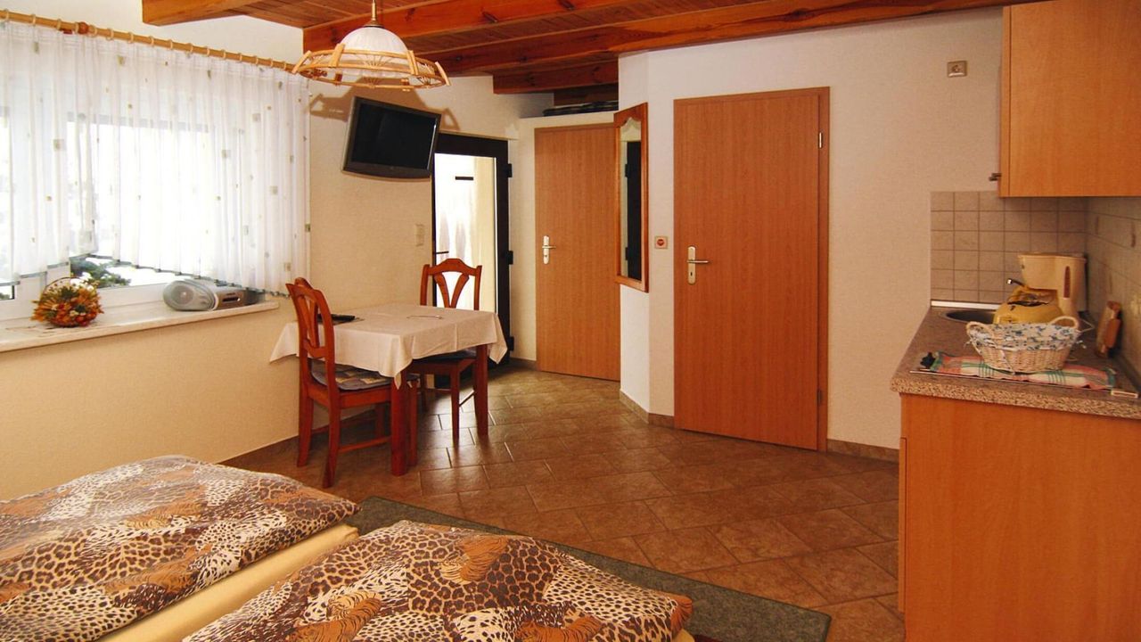 DiningRoom DiningRoom